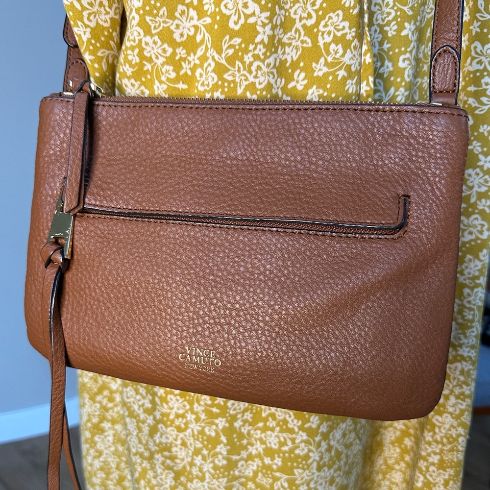 Vince Camuto Brown Pebble Leather Small Crossbody Bag - Picture 3 of 10